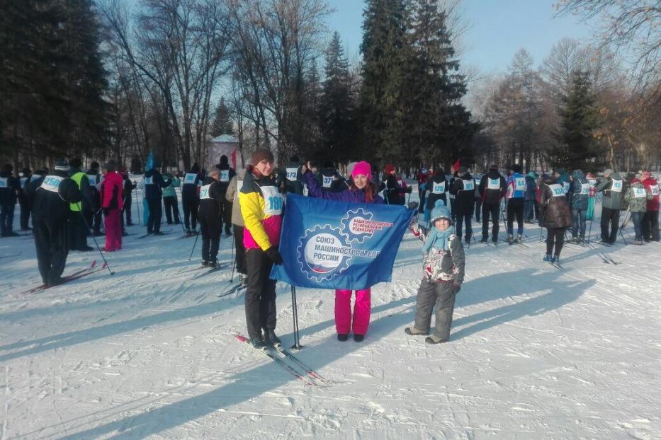 Более 500 калининцев вышли на лыжню 