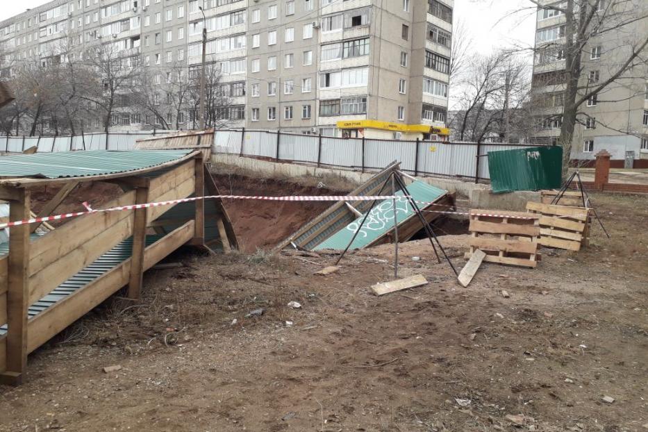  На строительной площадке в Кировском районе Уфы упали ограждения