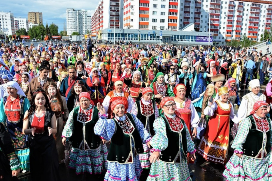 В Башкортостане проходит конкурс на создание эмблемы Дня национального костюма народов Республики Башкортостан 