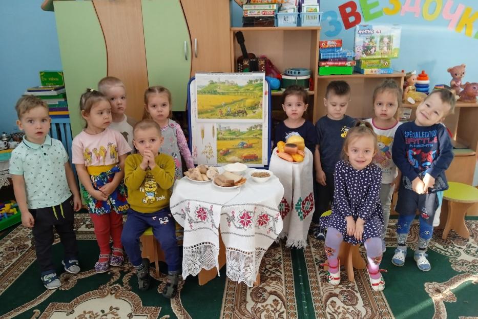 В Детском саду № 270 прошла тематическая неделя, посвященная Всемирному дню хлеба 