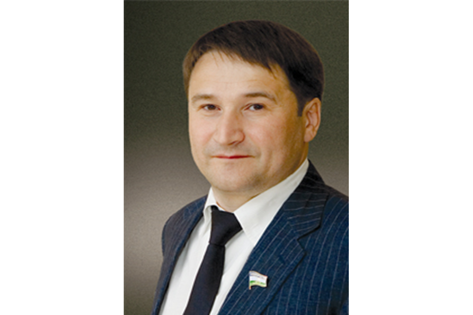 Победителем республиканского конкурса «Предприниматель года - 2015» в номинации «Бизнес-милосердие» стал Флюр Галлямов