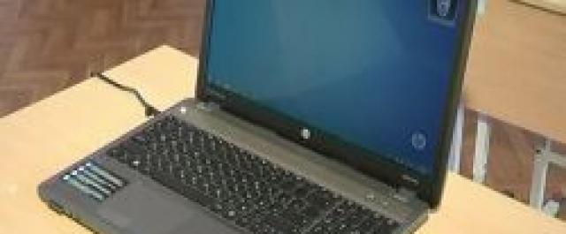 В республике учителям для работы выделяют ноутбуки 