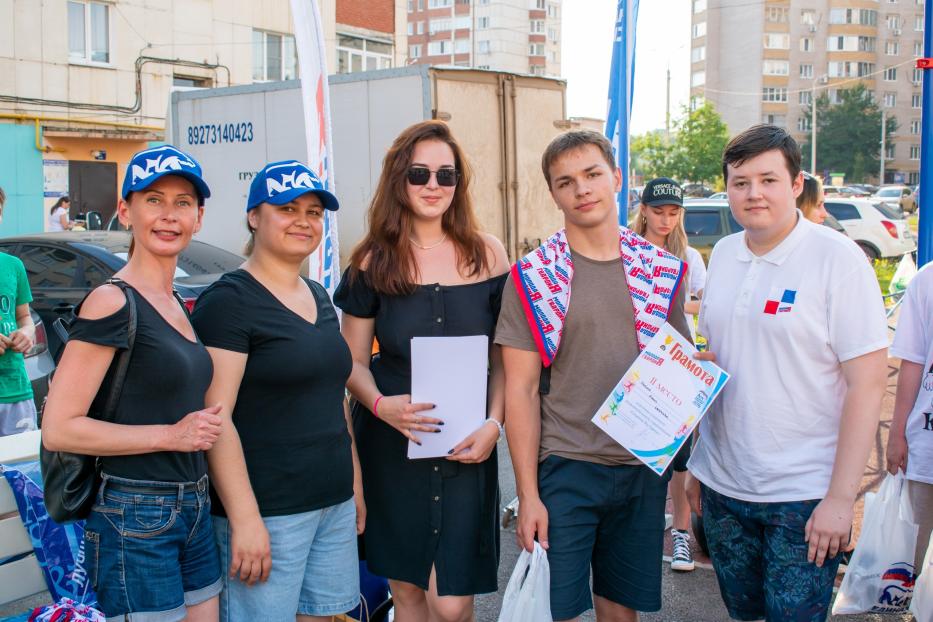 Соревнования и эстафеты: «Единая Россия» организовала спортивный праздник в районе