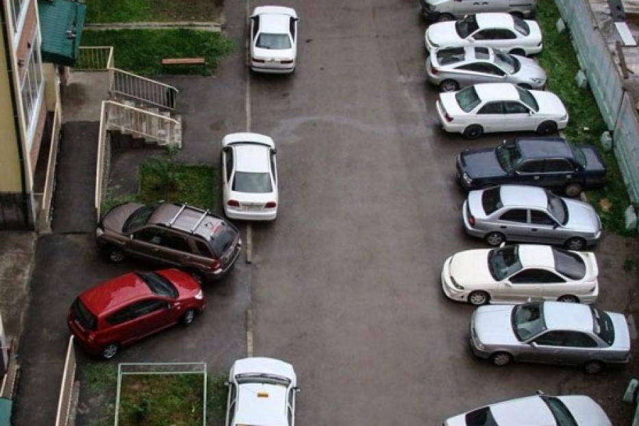 Горожане смогут узаконить парковку возле своего дома