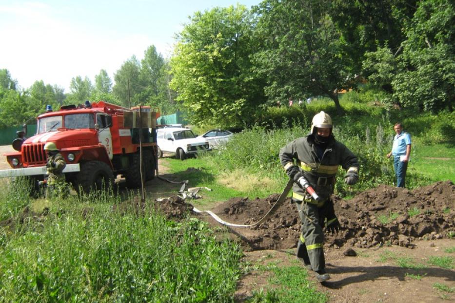 В районе Дудкинской переправы прошли учения по ликвидации лесных пожаров