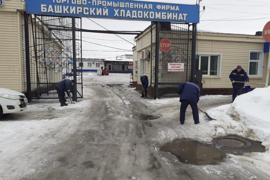 В Калининском районе проходит санитарная пятница
