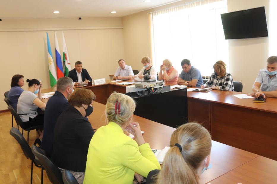 В Калининском районе состоялось совещание рабочей группы по вопросам подготовки и проведения Всероссийской переписи населения (ВПН).