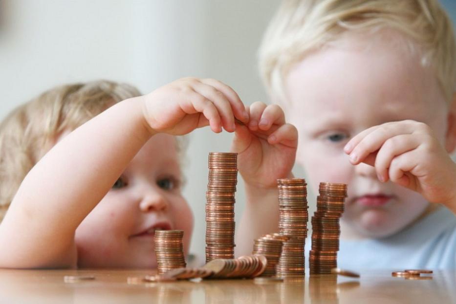 Изменяются правила предоставления ежемесячной денежной выплаты на ребенка