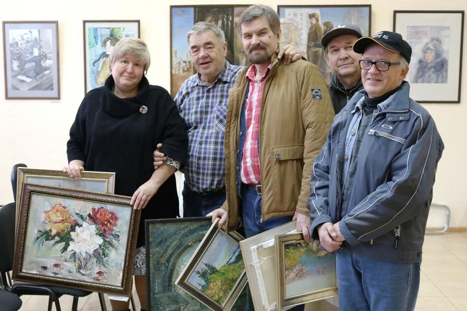 В проекте «Реальные люди» - художник Альберт Кудаяров