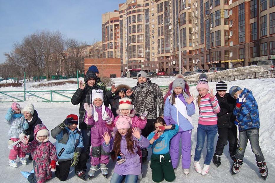 Весну встречаем на катке