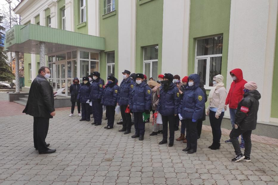 Работники администрации Дёмского района присоединились к патрулированию улиц