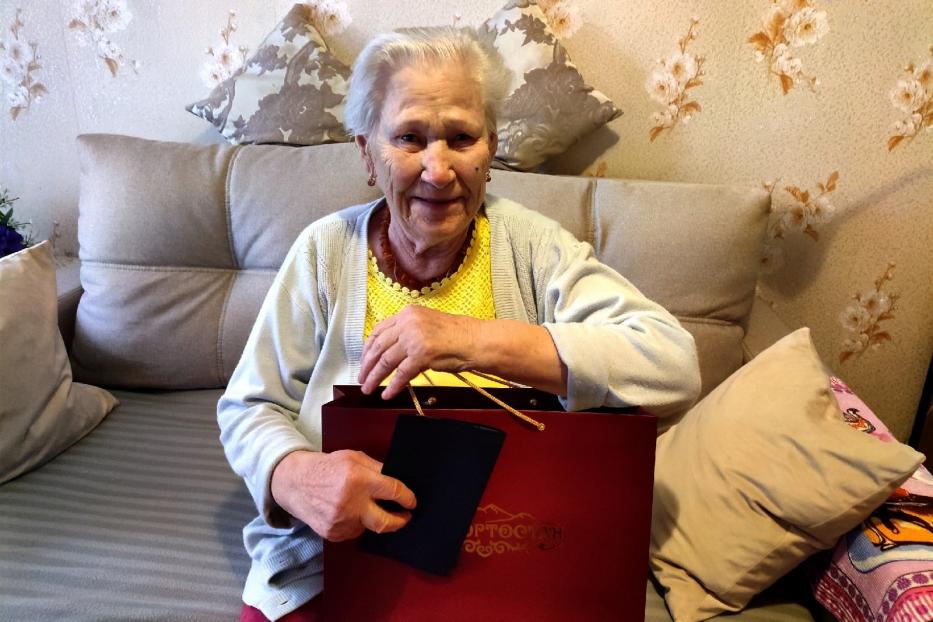 90-летний юбилей сегодня отмечает демчанка Надежда Прокофьева