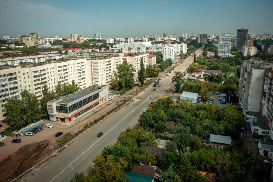 В Уфе на участке улицы Комсомольской продолжает действовать ограничение движения автотранспорта 