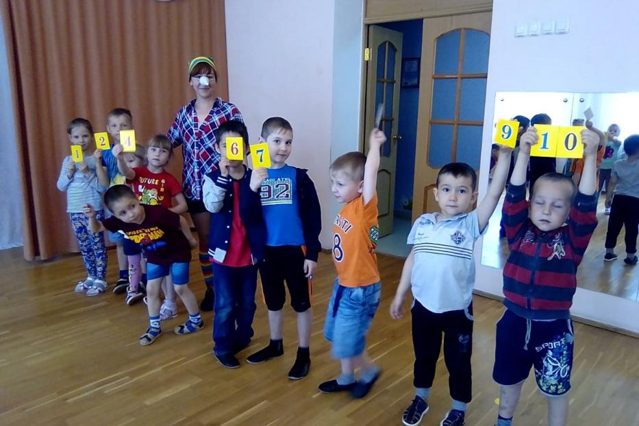 В детском саду № 276 прошёл очередной весёлый праздник "В гостях у Мальвины"