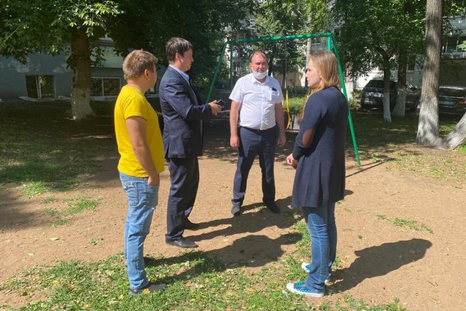 В Советском районе прошло обследование детской площадки