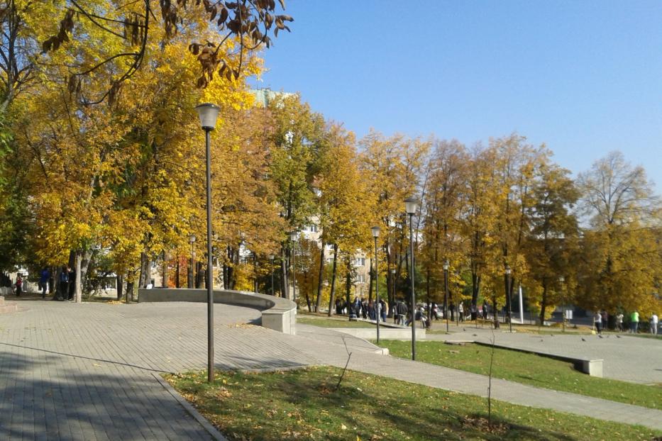 ТОП-5 парков для осенних прогулок в Советском районе Уфы