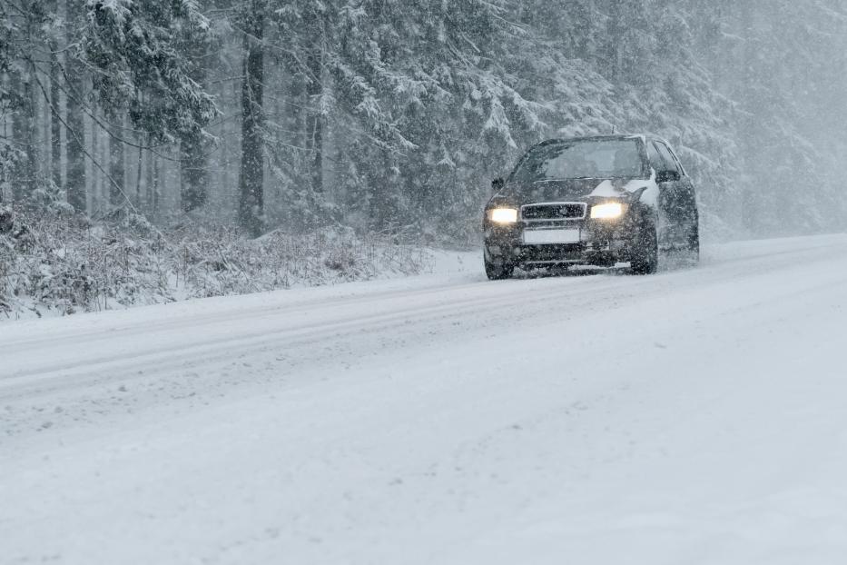 Какие сложности могут ждать водителя на зимней дороге? 