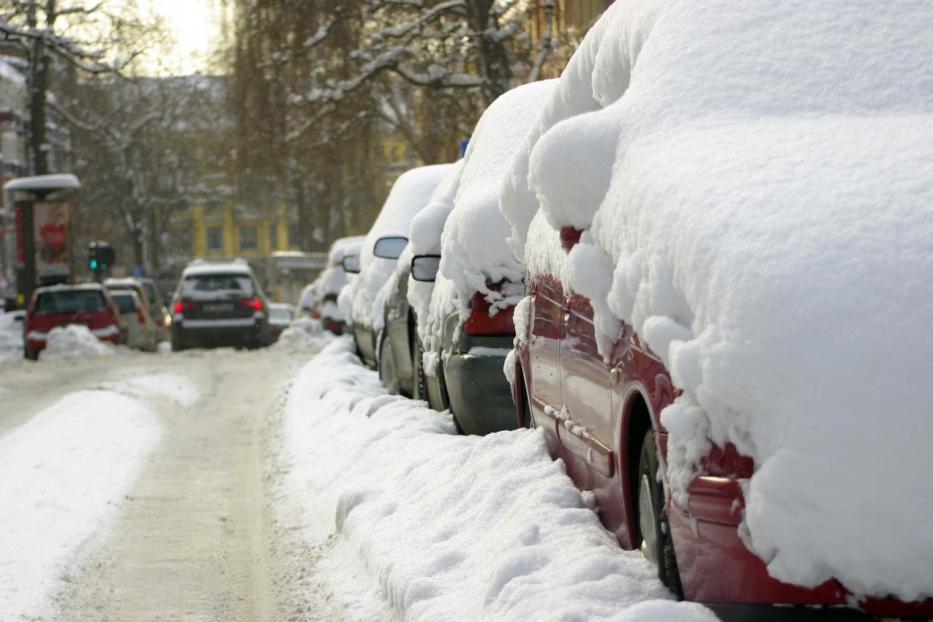 Припаркованные автомобили не должны мешать уборке снега