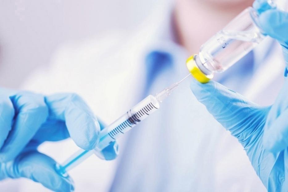 Городская клиническая больница Демского района приглашает на вакцинацию
