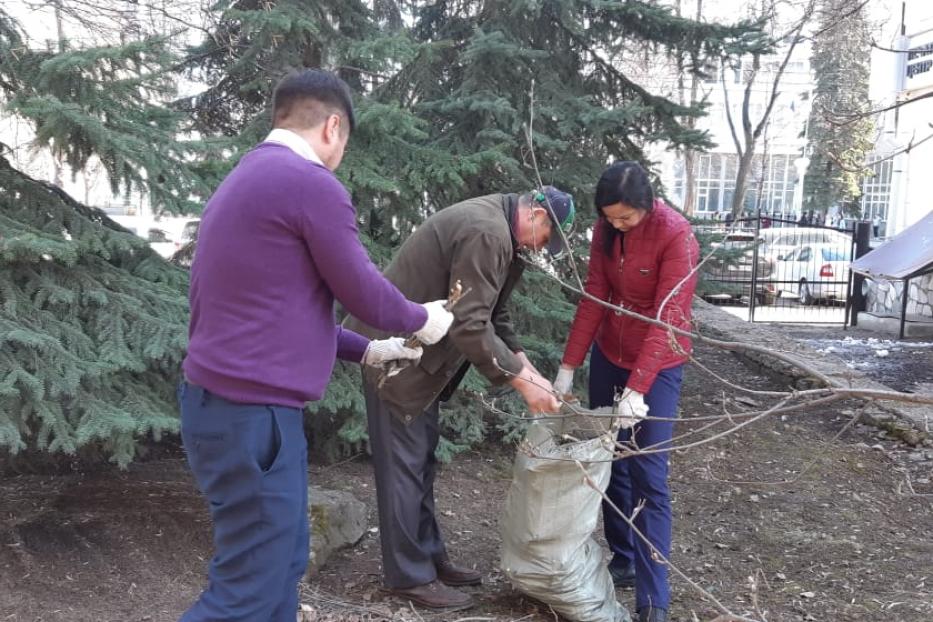  Сотрудники БГПУ имени Акмуллы приняли участие в общегородском субботнике