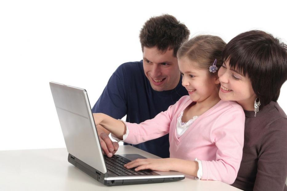 Чем заняться с ребенком в интернете: порция полезных сайтов 