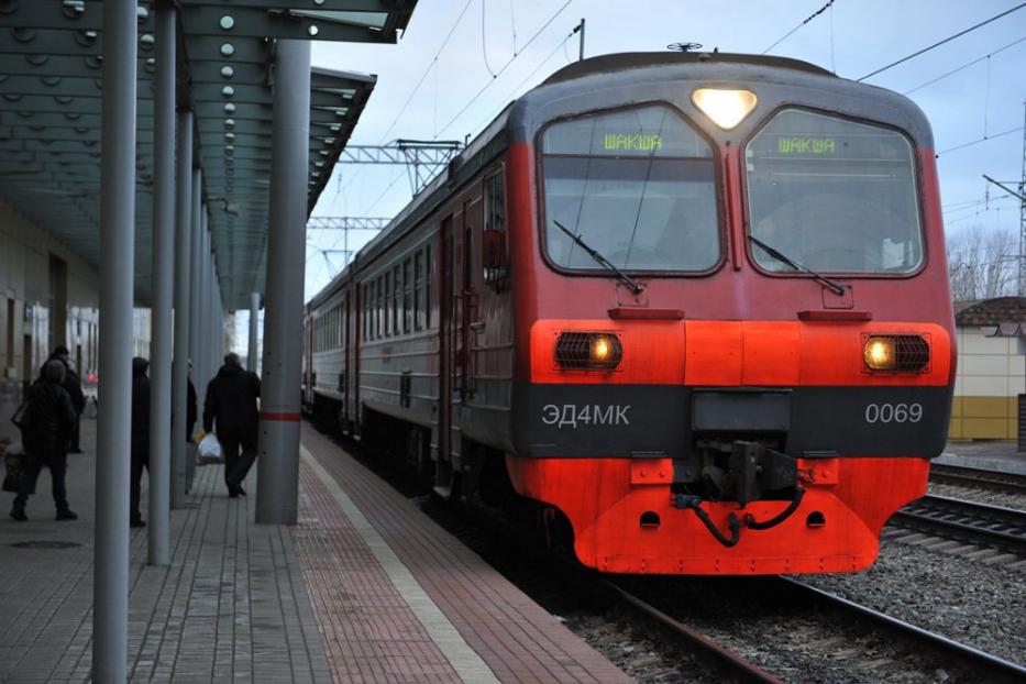 Движение пригородных поездов «Толпар» отменяется по выходным