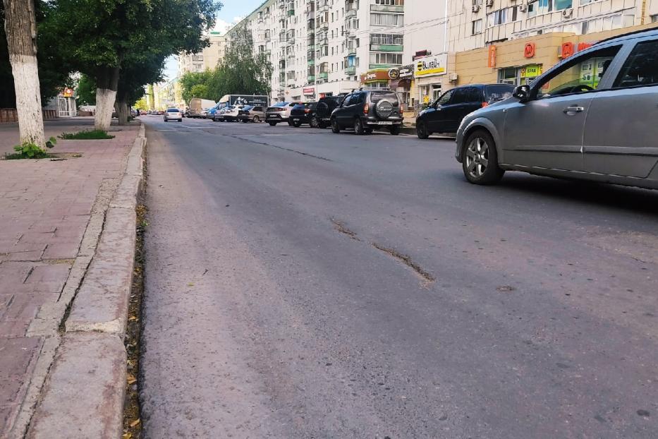 Продолжается ремонт дорожного полотна улицы Ухтомского