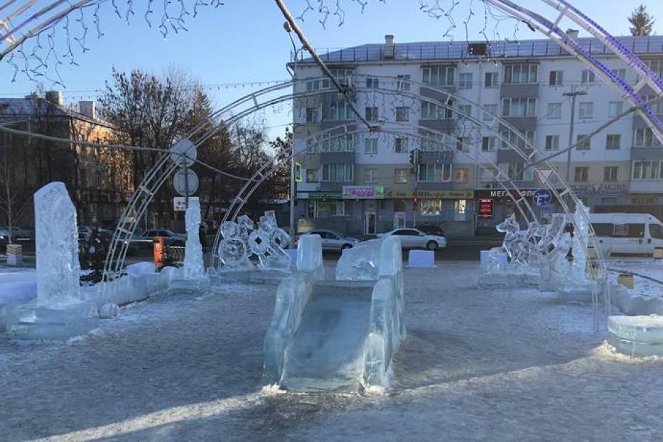 Более 90 тысяч горожан посетило ледовые городки в новогодние каникулы 