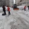Продолжается комплексная уборка дворов