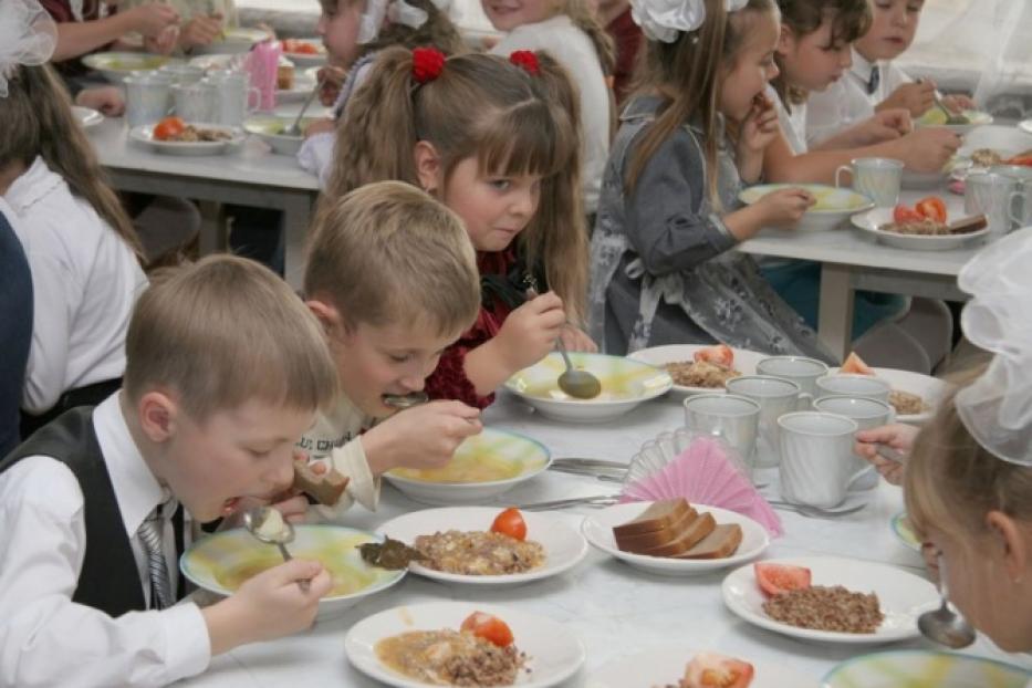 59,6 % школьников Уфы удовлетворены питанием в школьной столовой