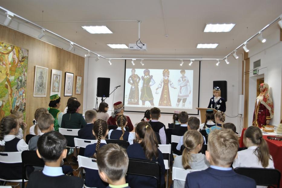 В Музее 112-й Башкирской кавалерийской дивизии прошли мероприятия, посвященные Дню национального костюма