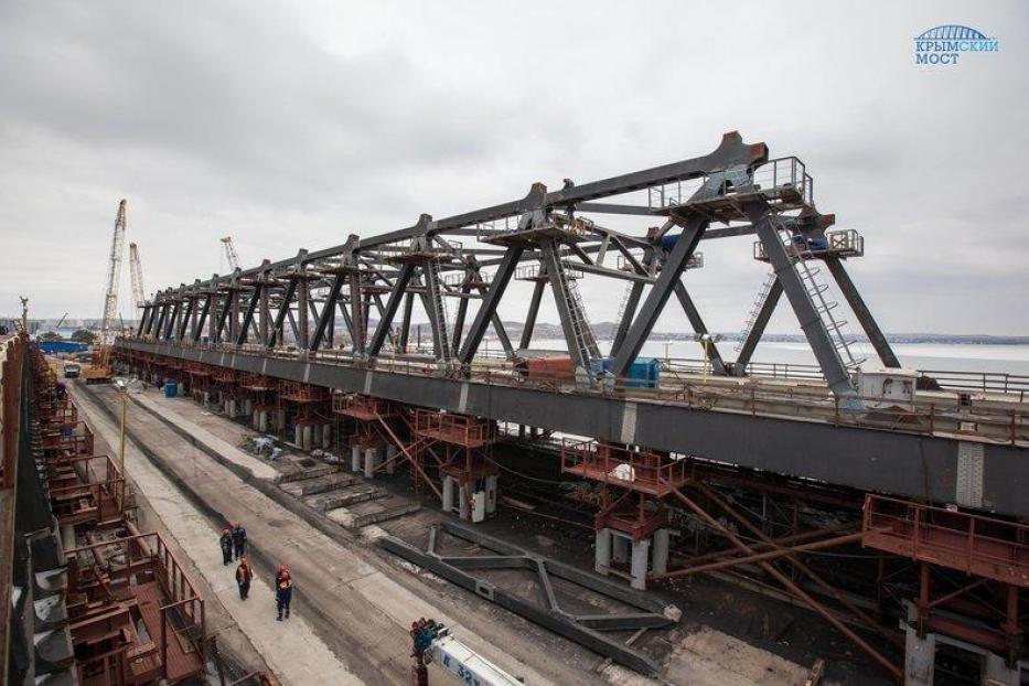 Железнодорожная часть Крымского моста будет введена раньше срока