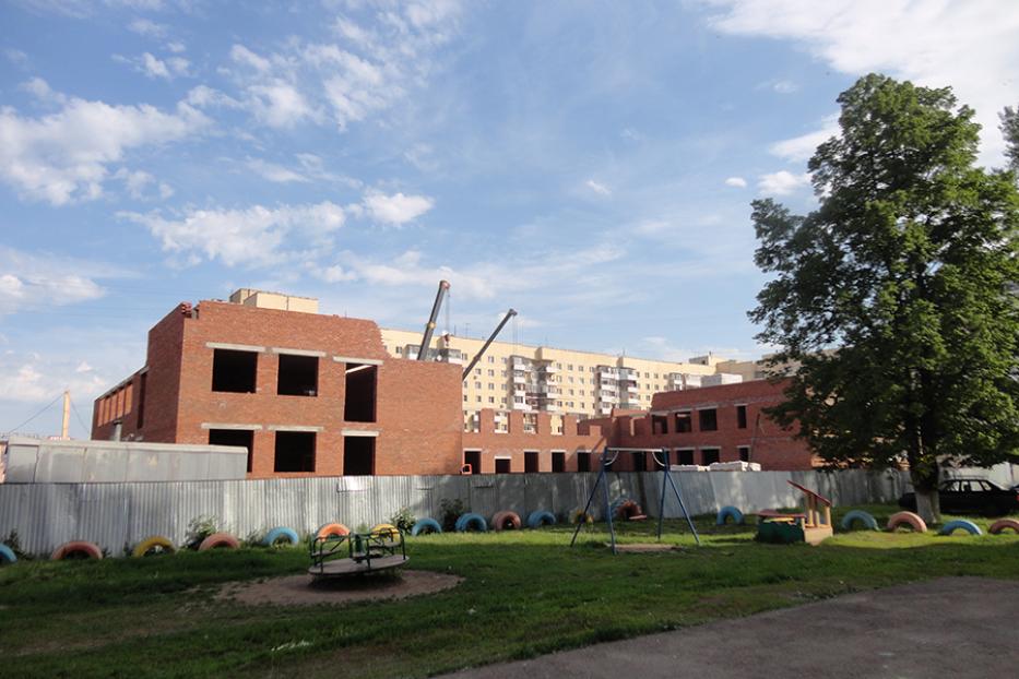 В Шакше ведется строительство детского сада